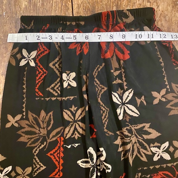 Chicos, travelers size 0 floral pattern, black pants. Bundle with Chicos top. - Picture 3 of 6